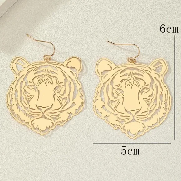 🐅 Tiger Earrings 🐅 - Picture 3 of 4